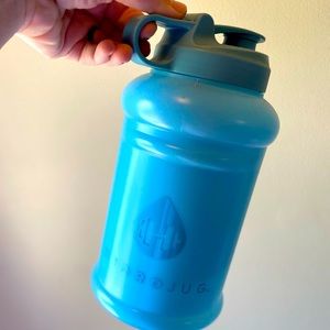 HYDRO JUG